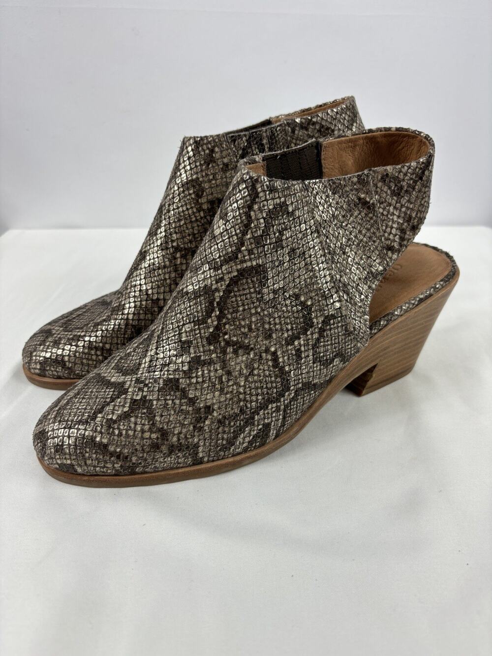 Gentle Souls Harlie Slingback Snake Print Heels Tan Grey Brown Snakeskin 9.5 M